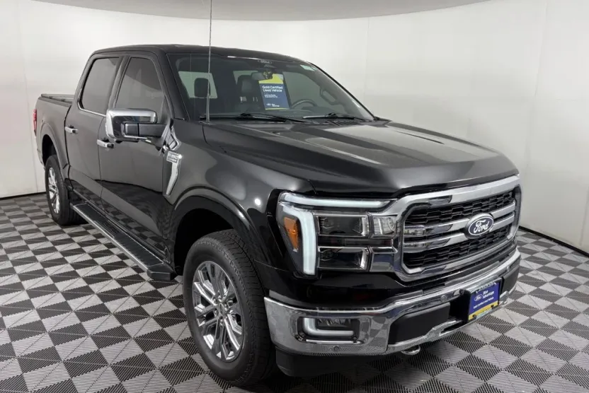 2024 Ford F-150 Lariat photo 1