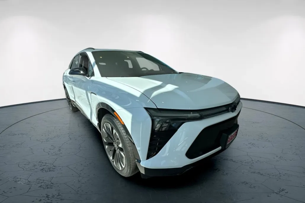 2024 Chevrolet Blazer EV RS photo 1
