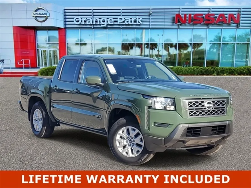 2023 Nissan Frontier SV photo 1