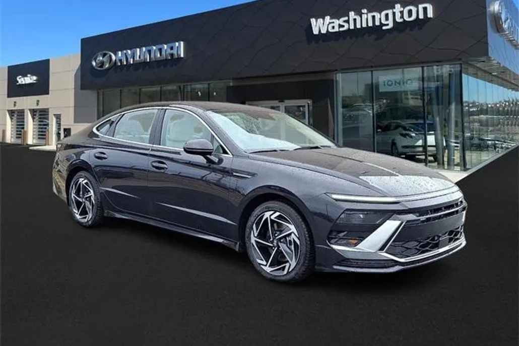 2026 Hyundai Sonata SEL Sport photo 1