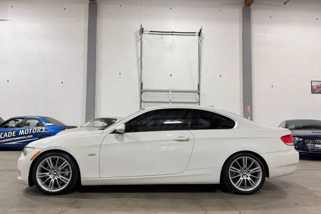 2008 Bmw 335i 3-Series photo 1