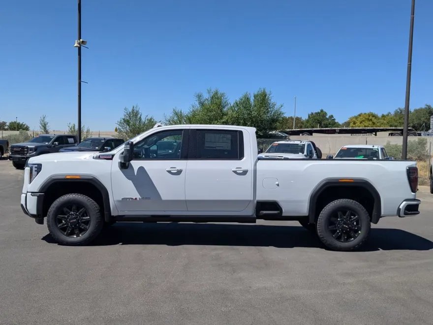 2025 Gmc Sierra 3500 HD AT4 photo 1