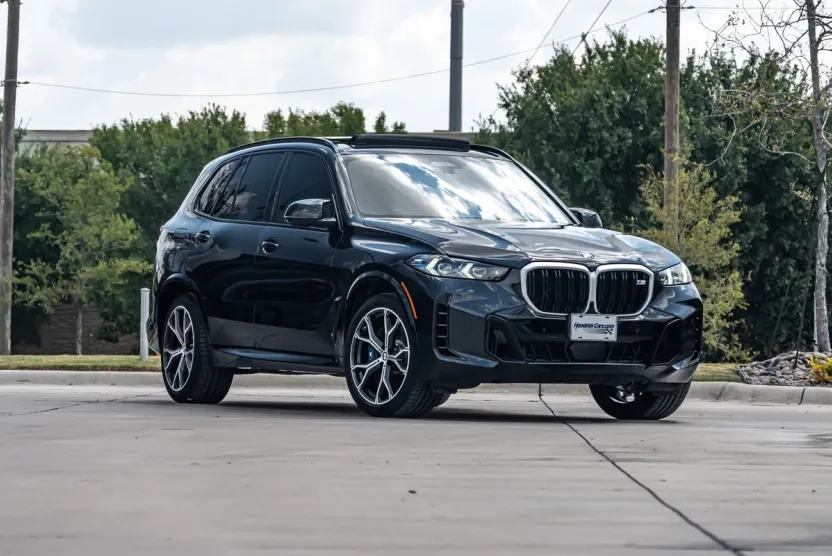 2025 Bmw X5 M photo 1