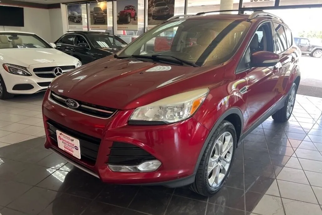 2014 Ford Escape Titanium photo 1