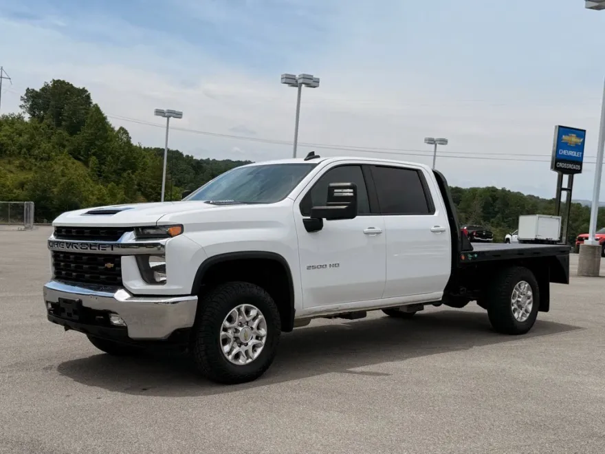 2022 Chevrolet Silverado 2500HD LT photo 1