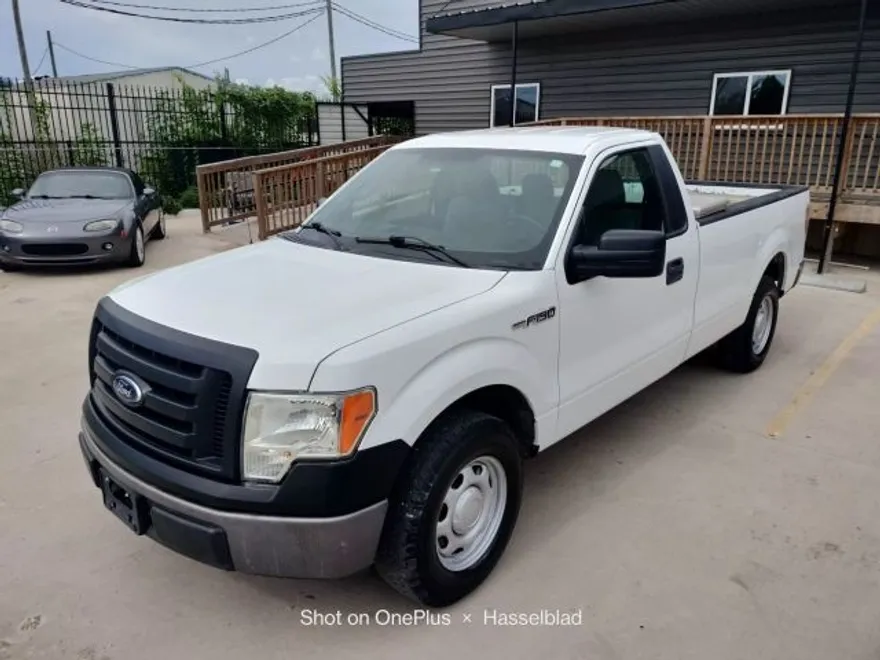 2012 Ford F-150 photo 1