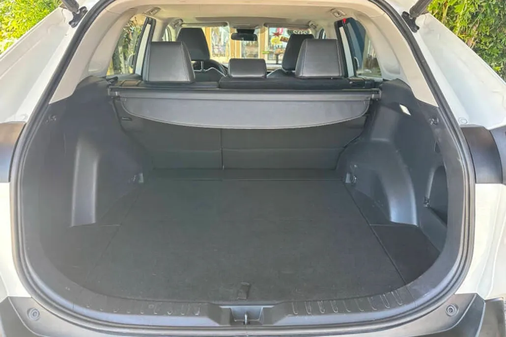 2021 Toyota RAV4 XLE Premium photo 1