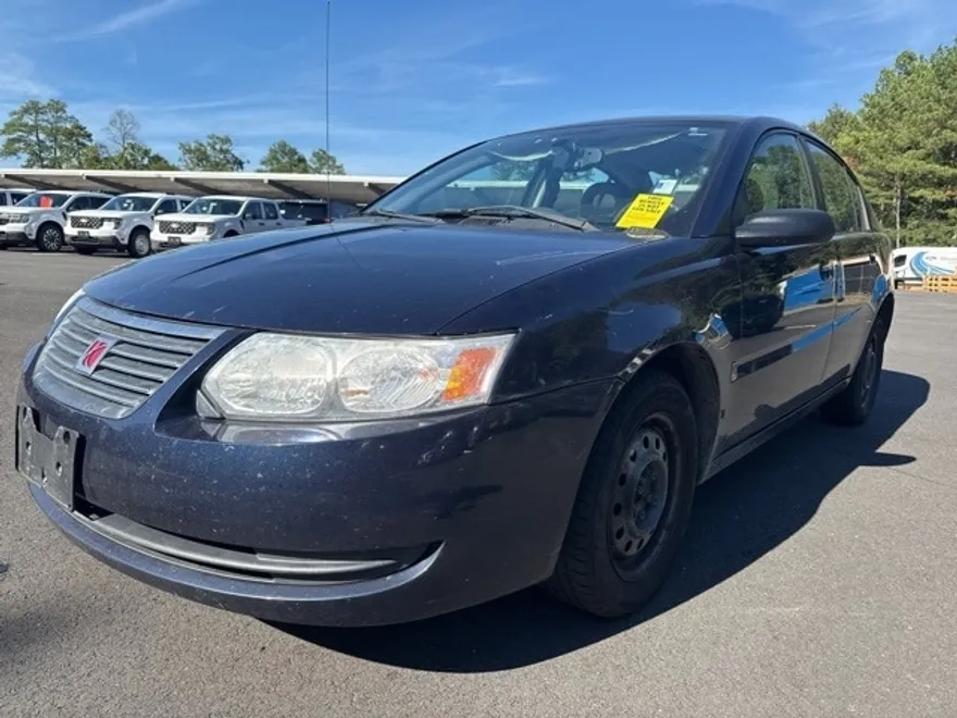 2007 Saturn Ion Sedan Level 2 photo 1