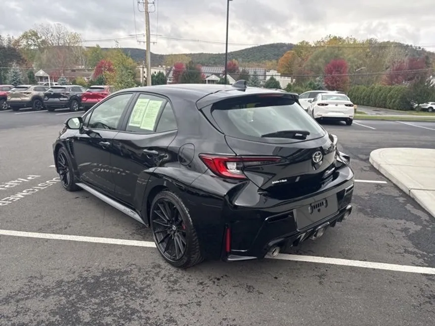 2025 Toyota Corolla GR Premium photo 1