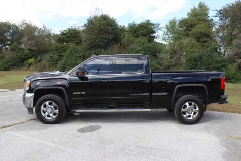 2018 Gmc Sierra 2500 SLE photo 1