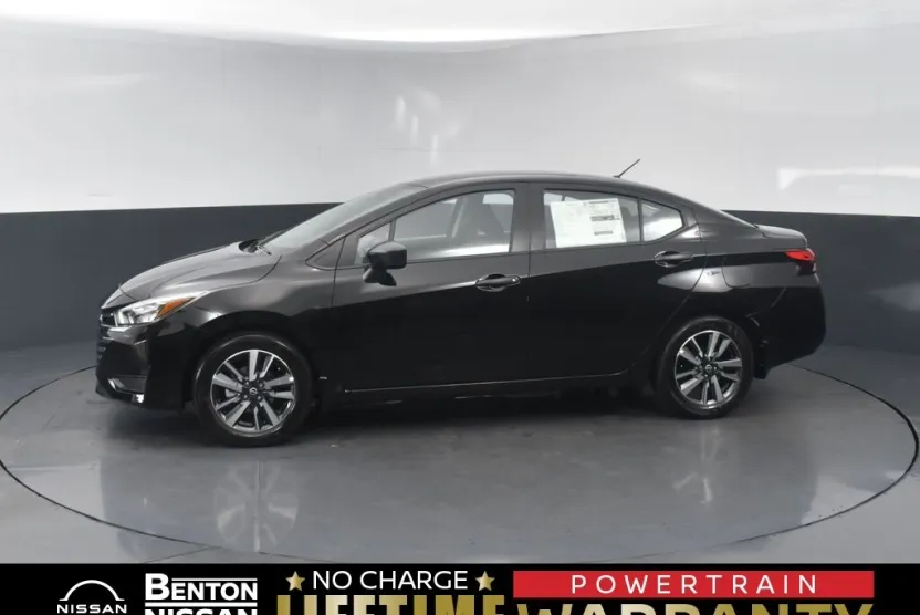 2025 Nissan Versa S photo 1