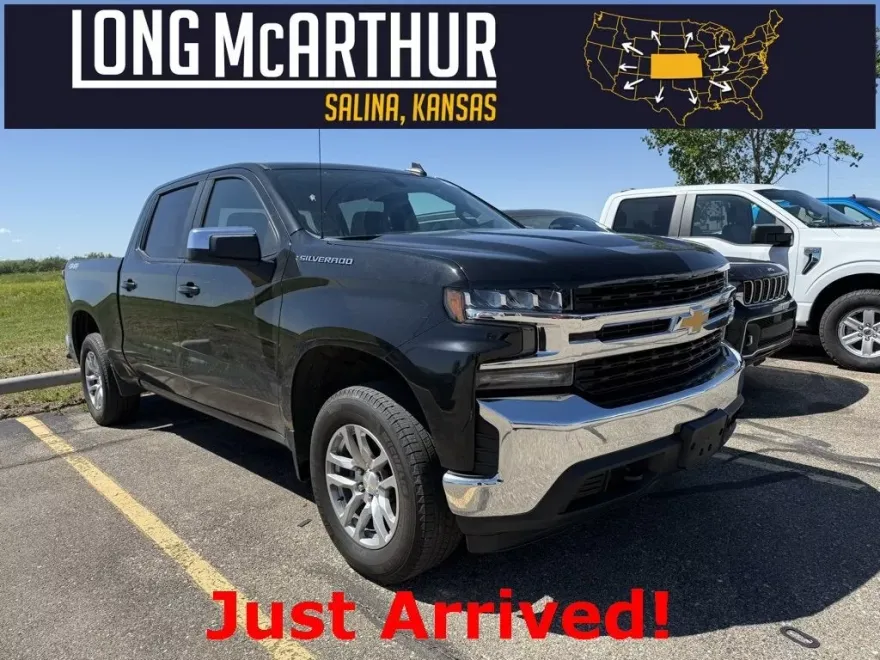 2022 Chevrolet Silverado 1500 LT photo 1
