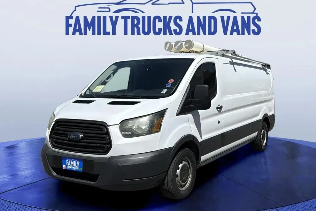 2017 Ford Transit Cargo photo 1