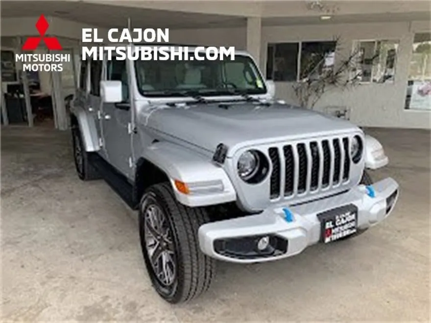 2023 Jeep Wrangler 4xe Sahara High Altitude photo 1