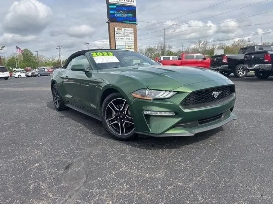 2023 Ford Mustang EcoBoost Premium photo 1
