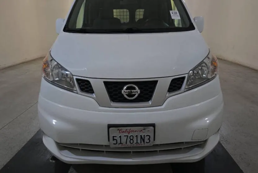 2021 Nissan NV200 SV photo 1