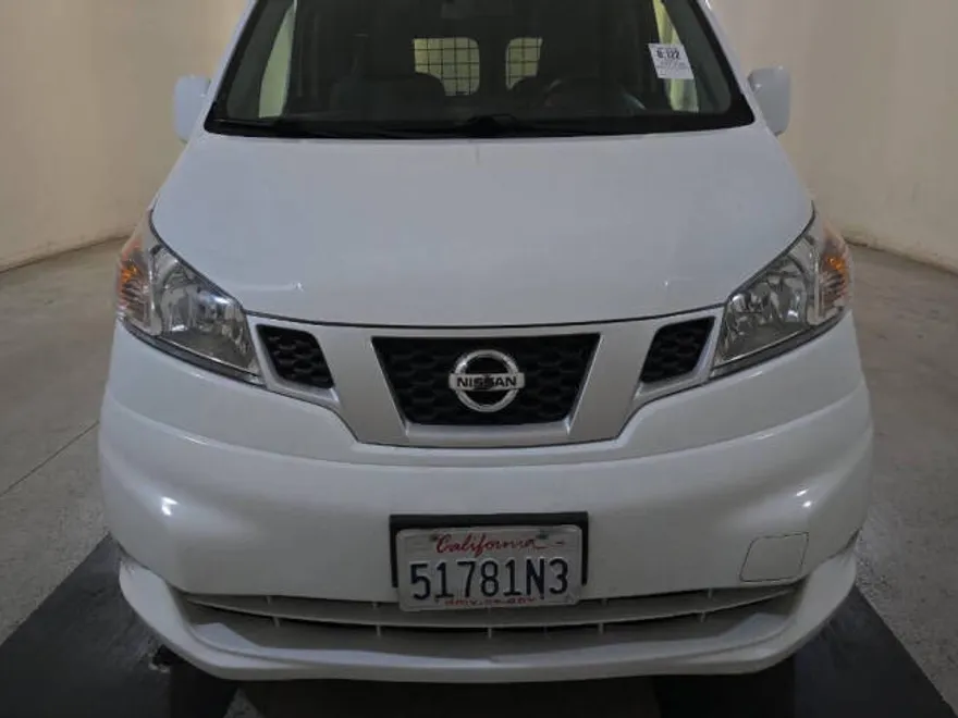 2021 Nissan NV200 SV photo 1
