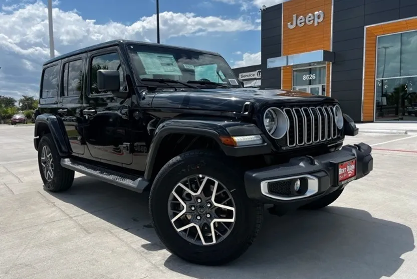 2025 Jeep Wrangler Sahara photo 1