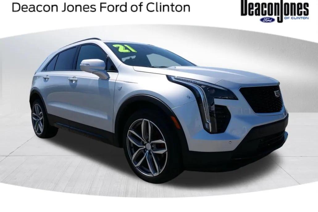 2021 Cadillac XT4 Sport photo 1