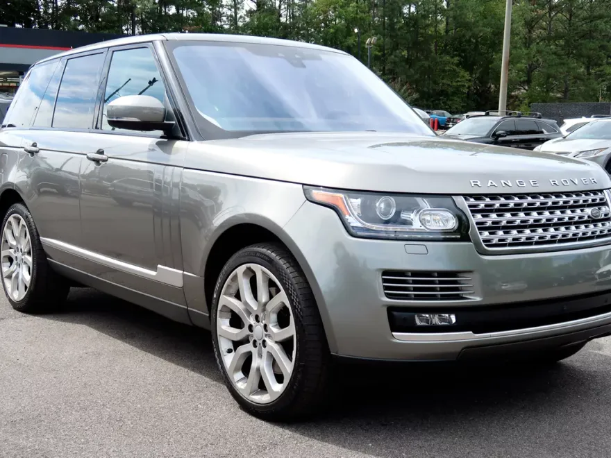 2017 Land Rover Range Rover SuperCharged HSE photo 1