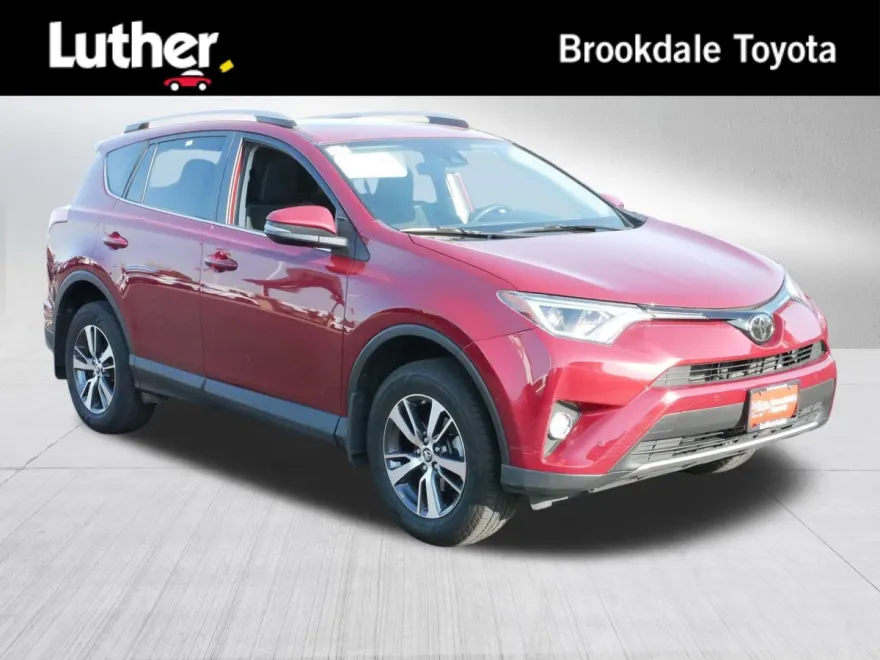 2018 Toyota RAV4 XLE photo 1