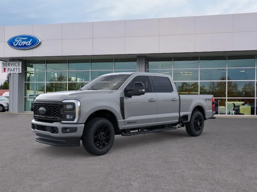 2025 Ford F-350 Lariat photo 1