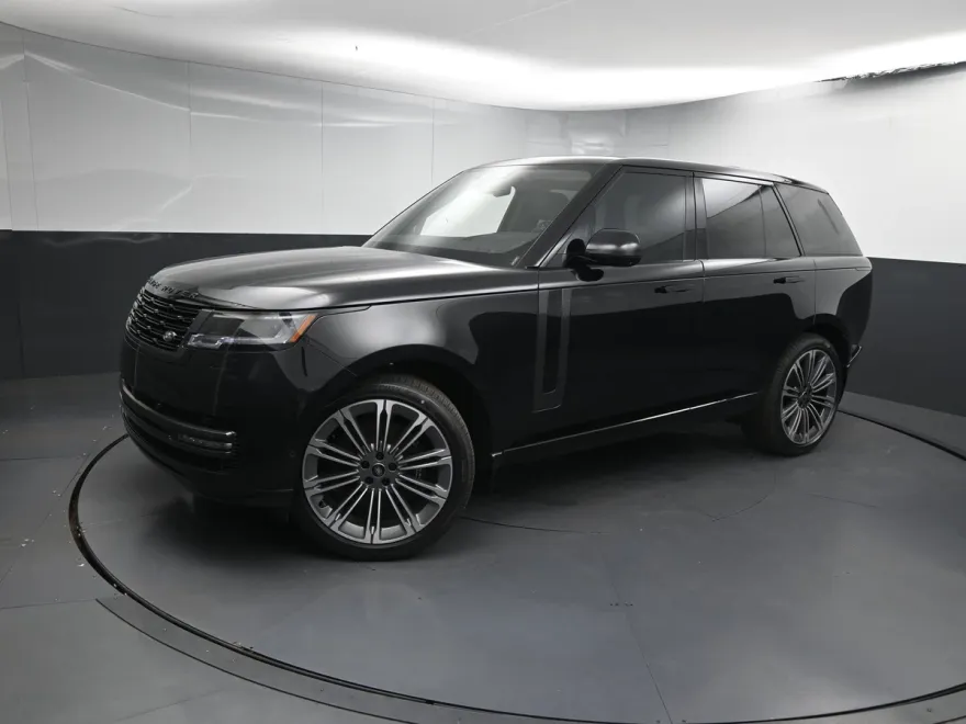 2025 Land Rover Range Rover SE photo 1
