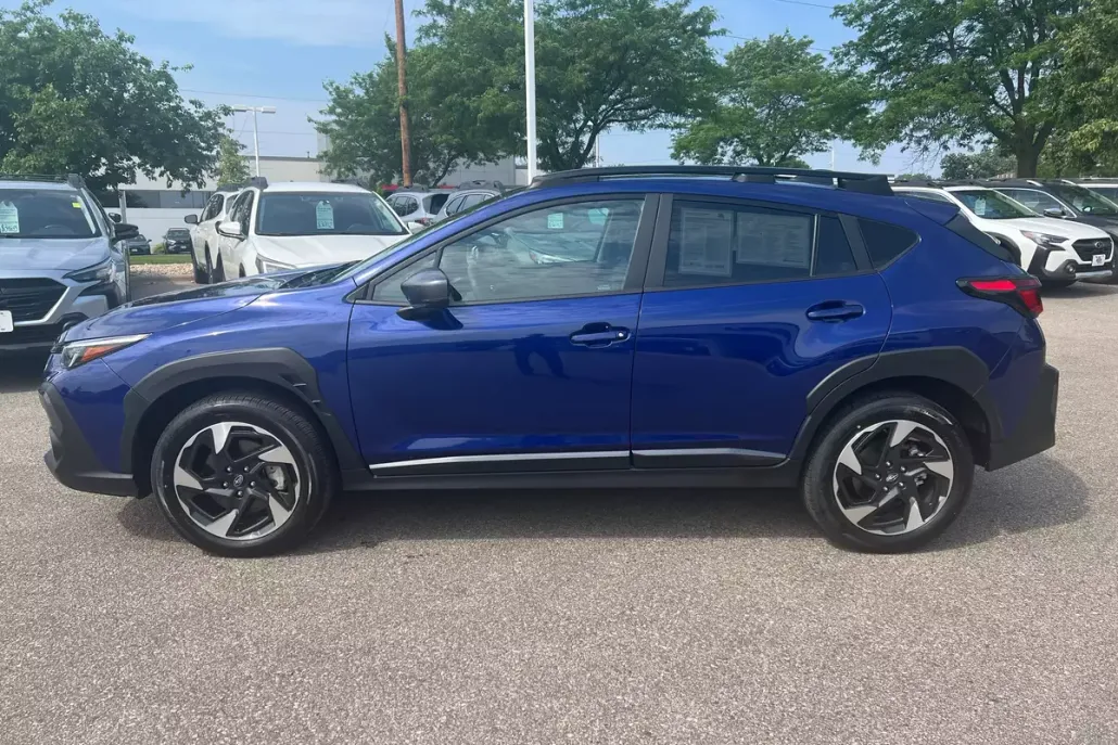 2024 Subaru Crosstrek Limited photo 1