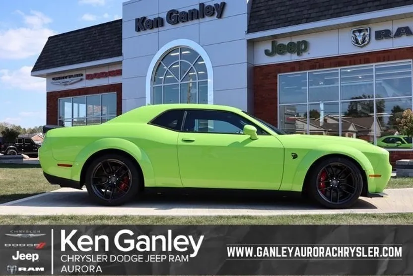 2023 Dodge Challenger SRT8 Hellcat Widebody photo 1