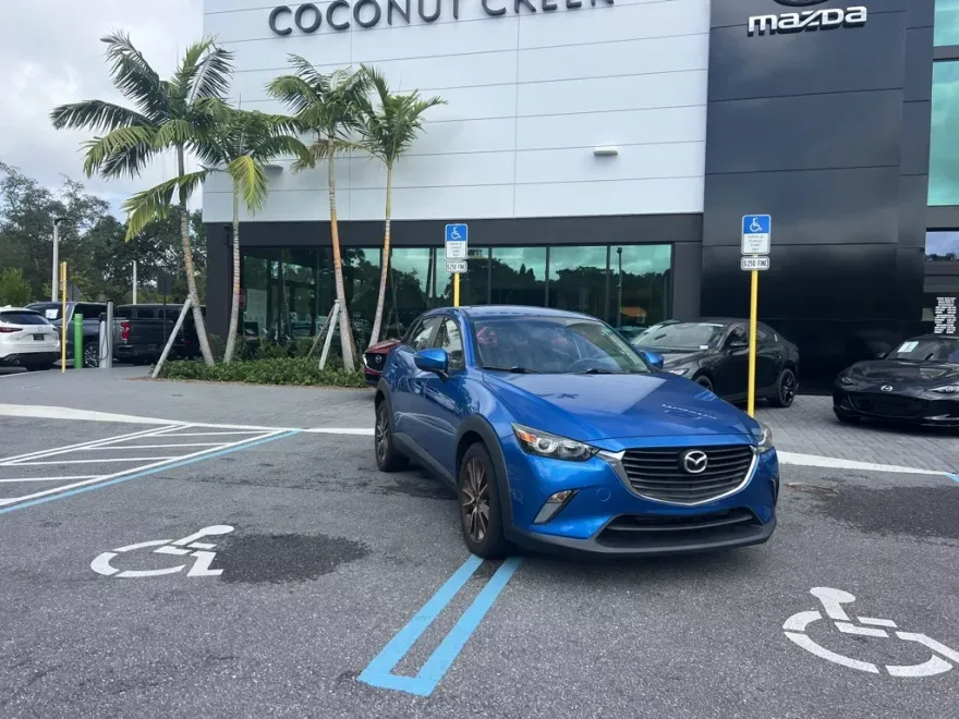 2017 Mazda CX-3 Touring photo 1