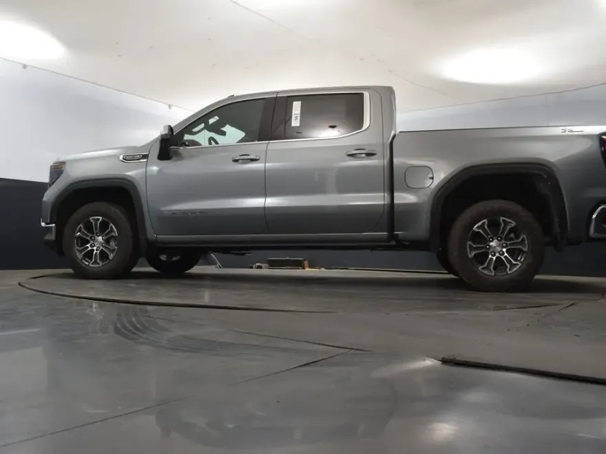 2025 Gmc Sierra 1500 SLE photo 41