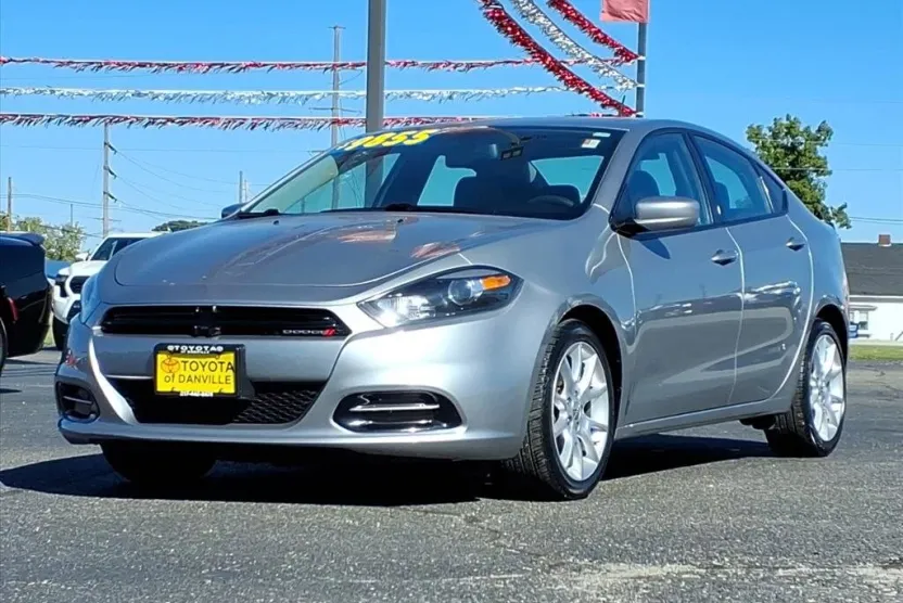 2014 Dodge Dart SXT photo 1