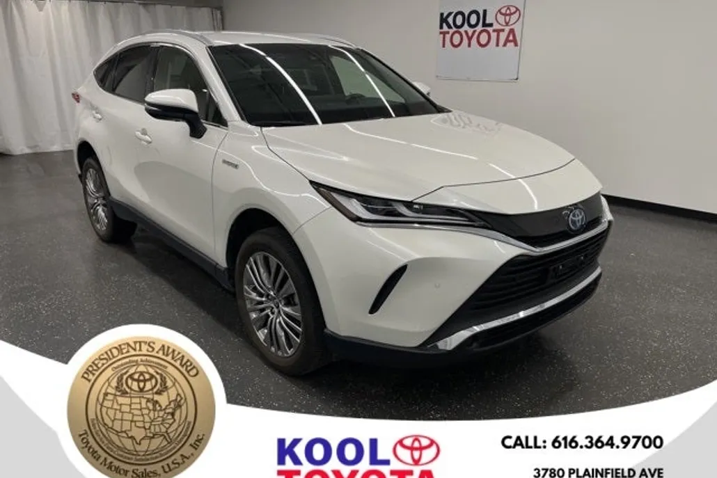2021 Toyota Venza XLE photo 1