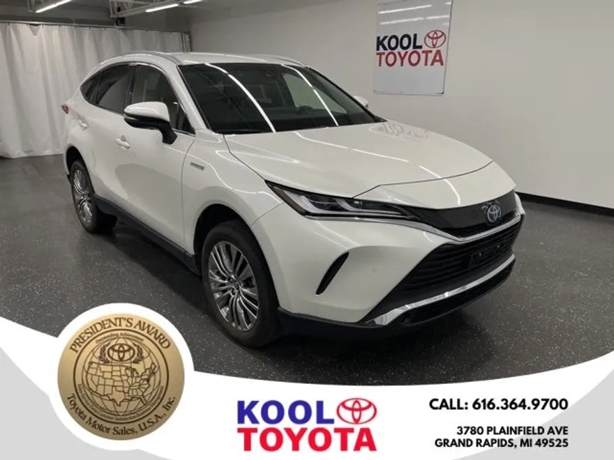 2021 Toyota Venza XLE photo 1
