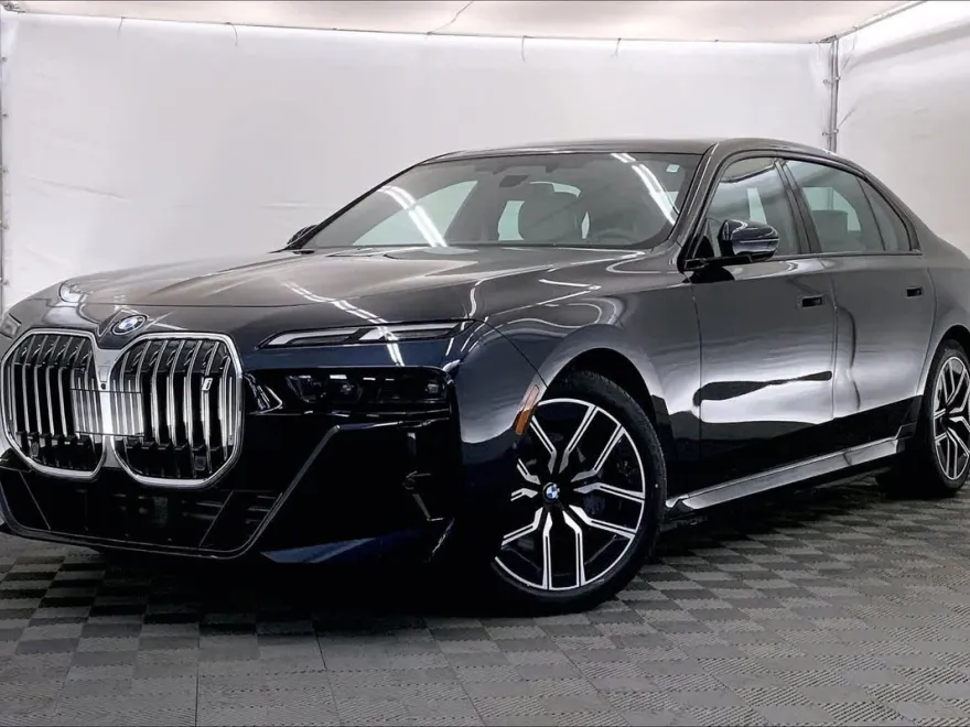 2024 Bmw i7 xDrive60 photo 1