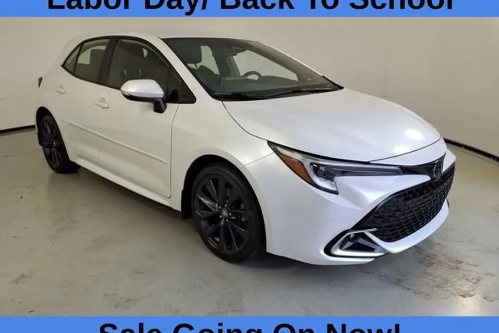 2023 Toyota Corolla XSE photo 1