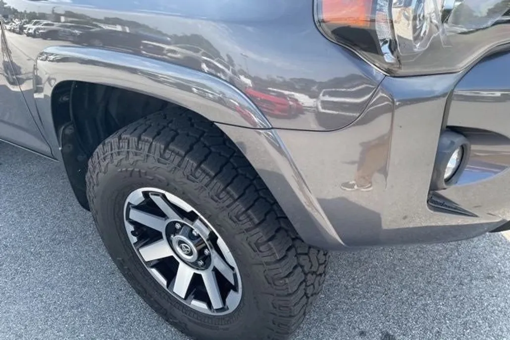 2023 Toyota 4Runner TRD Off-Road photo 1