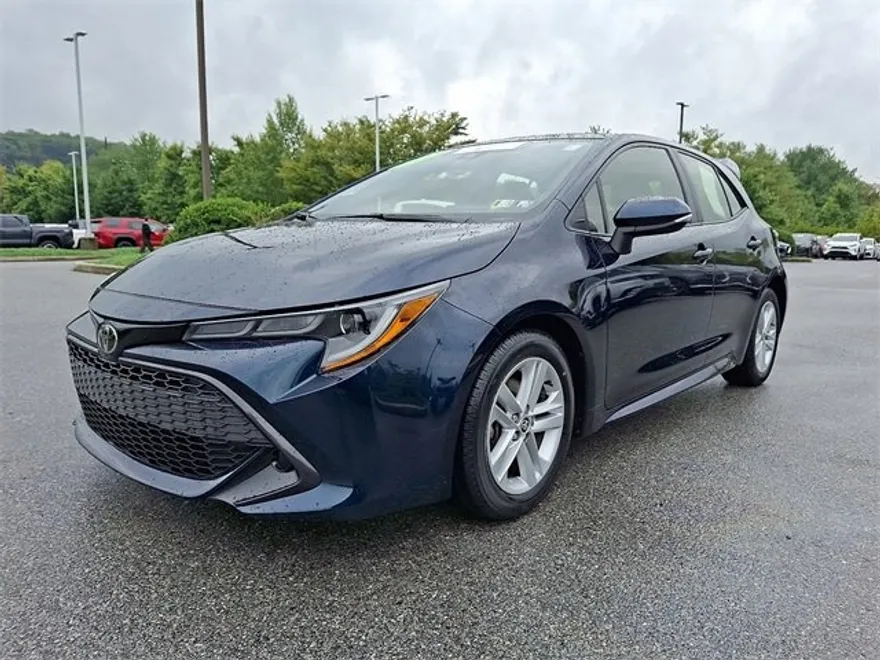 2022 Toyota Corolla SE photo 1