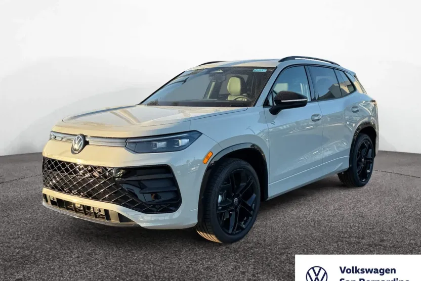 2025 Volkswagen Tiguan SE R-Line Black photo 1