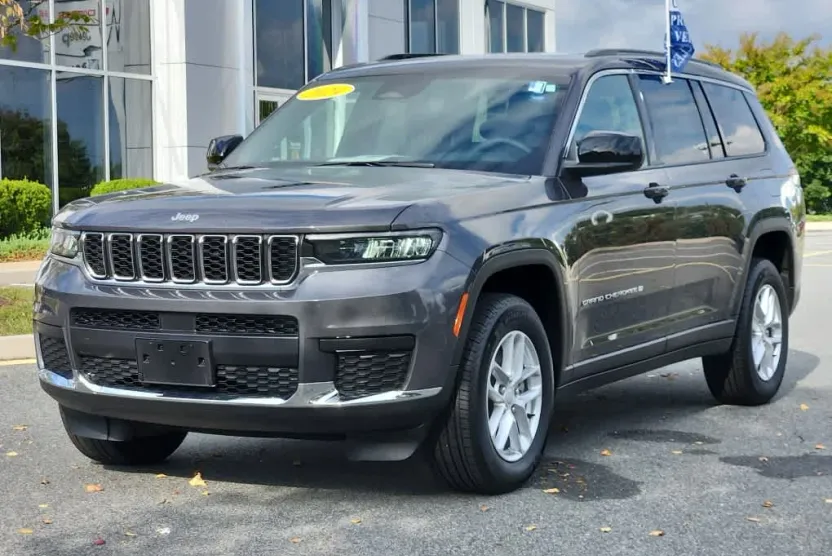 2024 Jeep Grand Cherokee Laredo X photo 1
