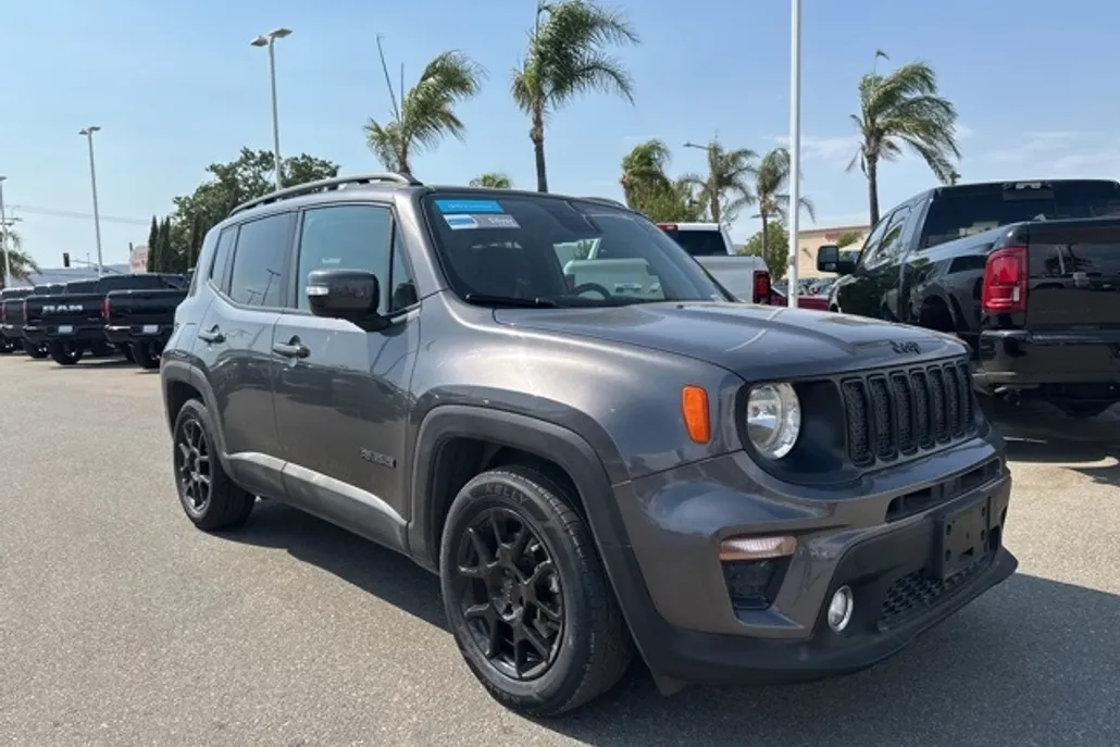 2019 Jeep Renegade Latitude photo 1