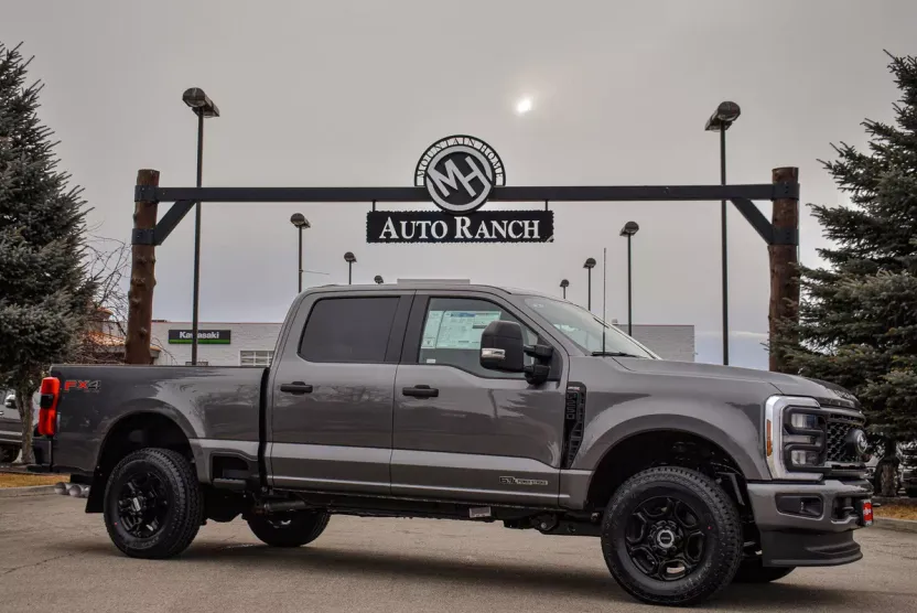 2025 Ford F-250 XL photo 1
