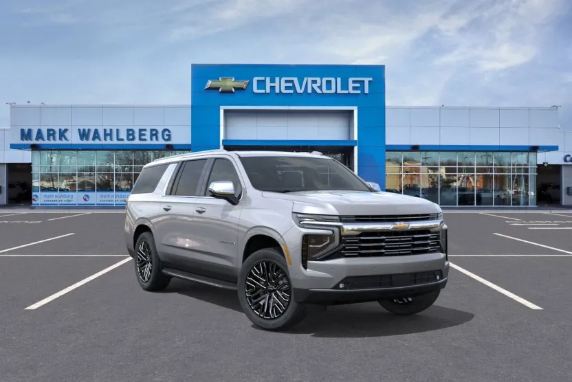 2025 Chevrolet Suburban Premier photo 1