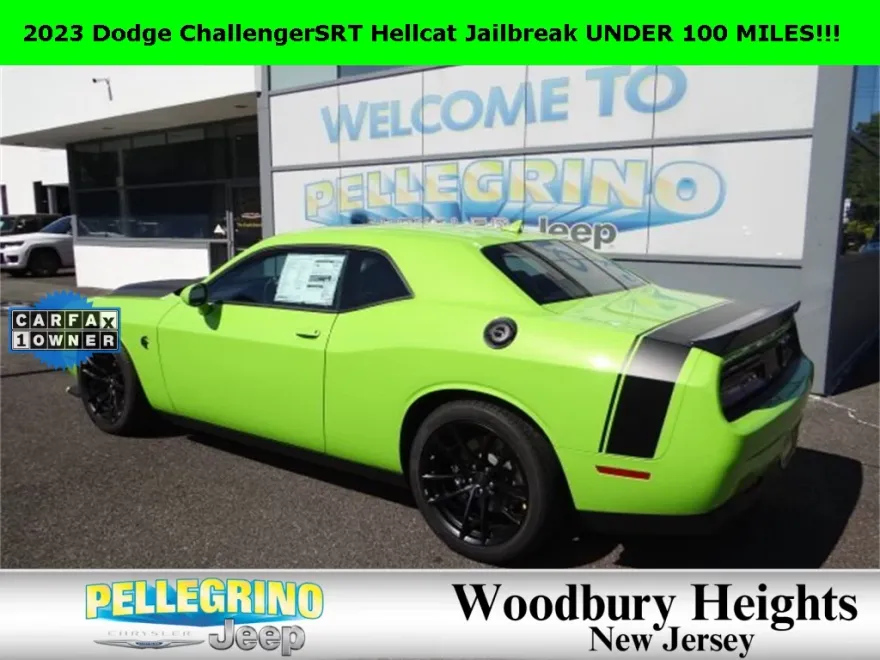 2023 Dodge Challenger SRT8 Hellcat photo 1