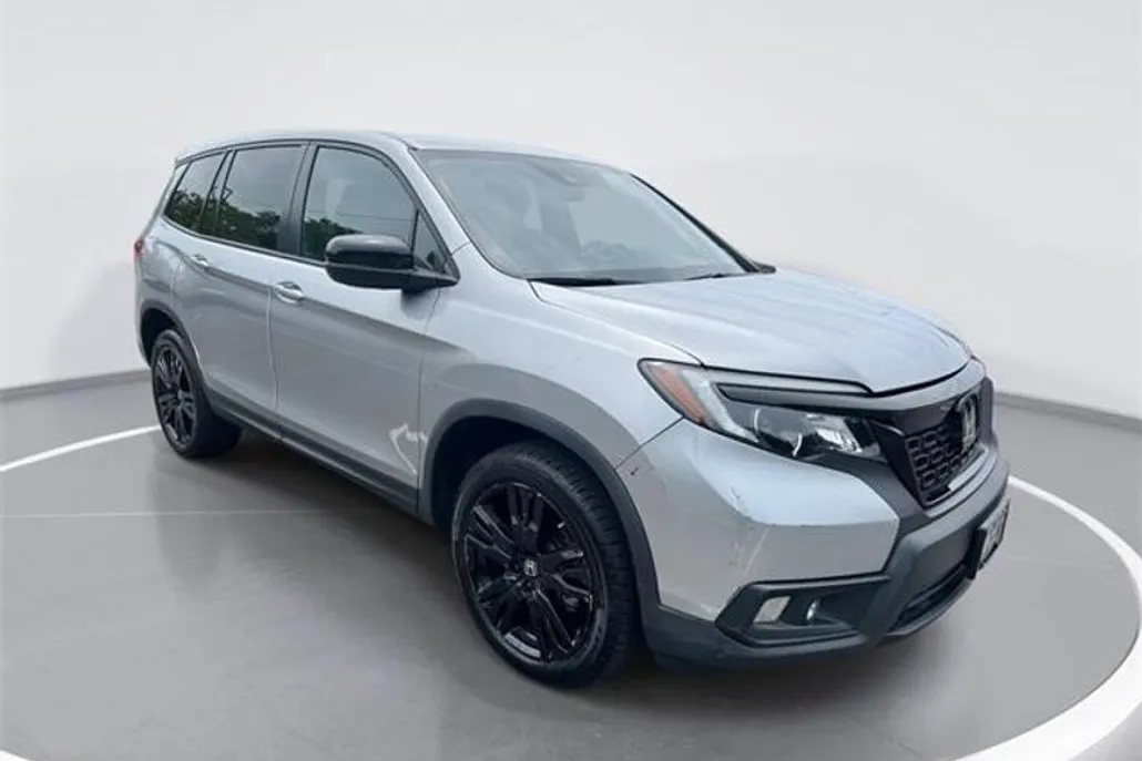 2021 Honda Passport Sport photo 1