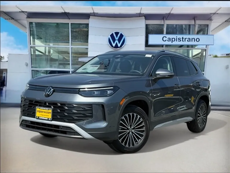 2025 Volkswagen Tiguan S photo 1