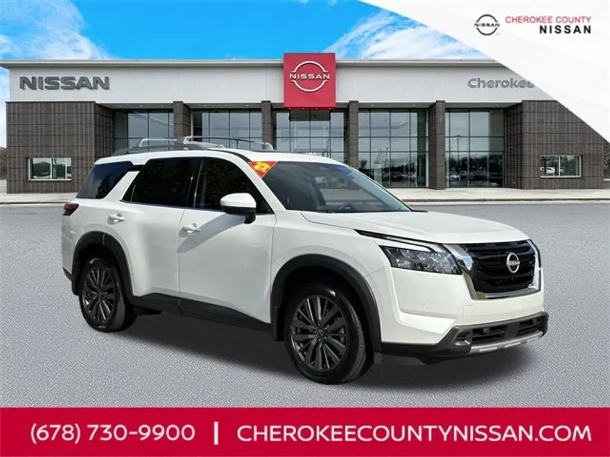 2025 Nissan Pathfinder SL photo 1