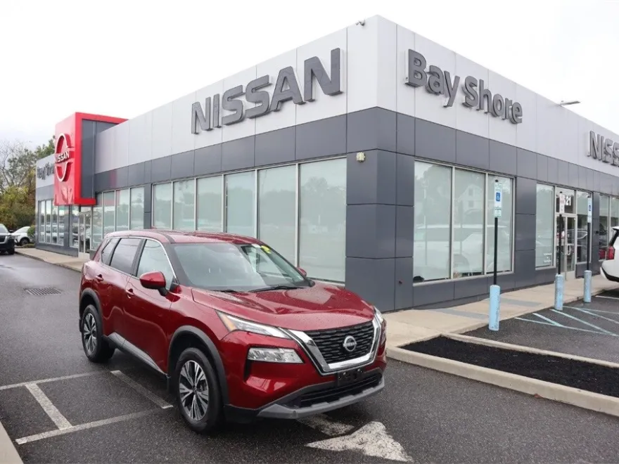 2023 Nissan Rogue SV photo 1