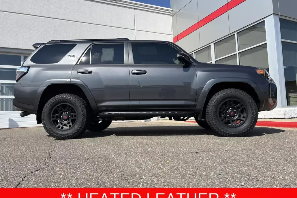 2023 Toyota 4Runner TRD Premium photo 1
