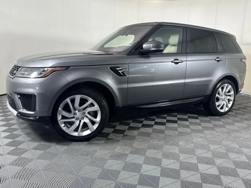 2019 Land Rover Range Rover Sport HSE photo 1